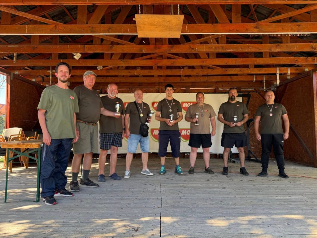 55a32a21-1774-4afd-b397-5342067c4d7c