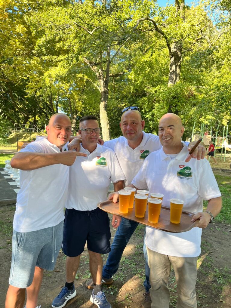 8357454b-b4f0-4534-8392-fdbaac2c7b6a